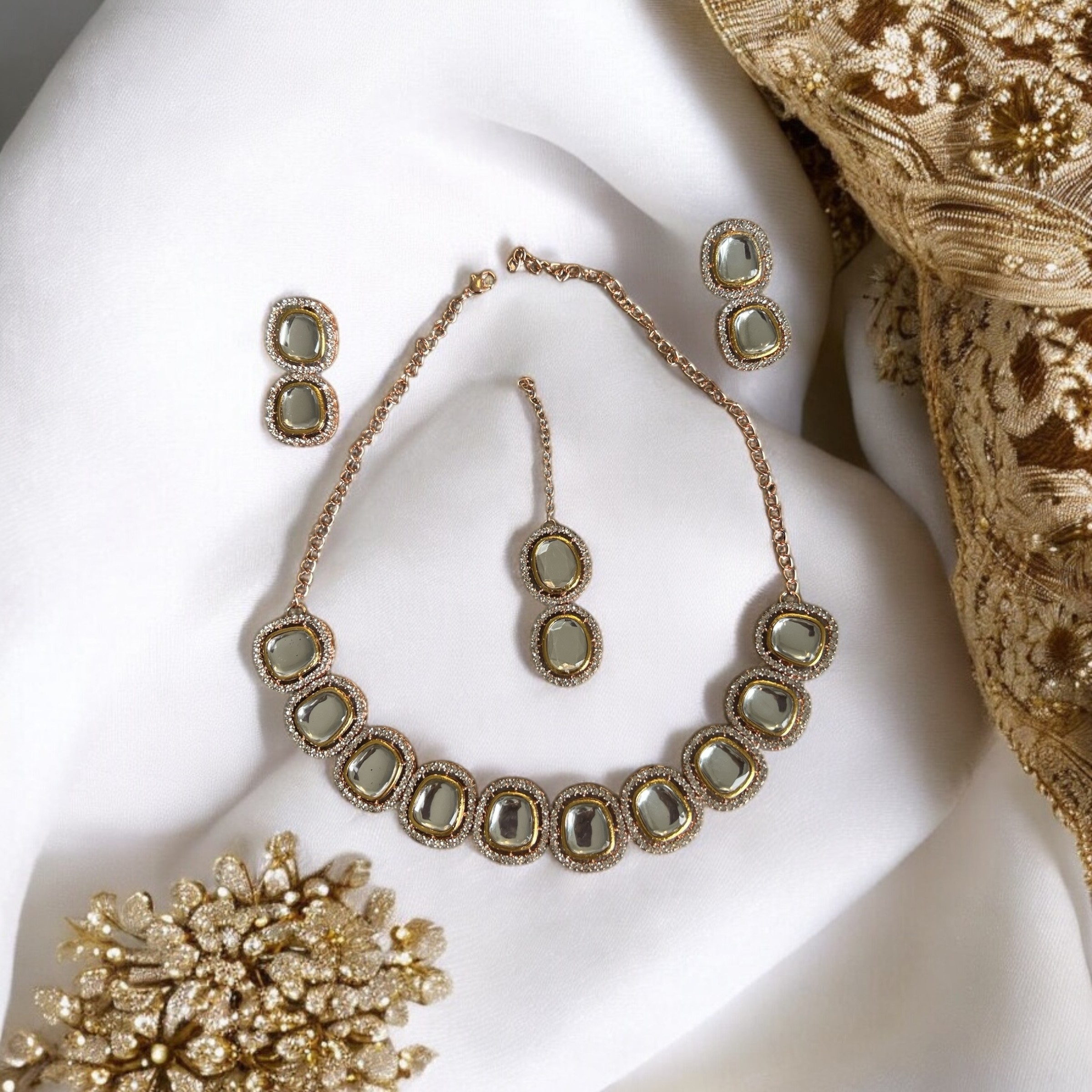 Exquisite Kundan Indian Necklace Set – Regal Elegance Redefined