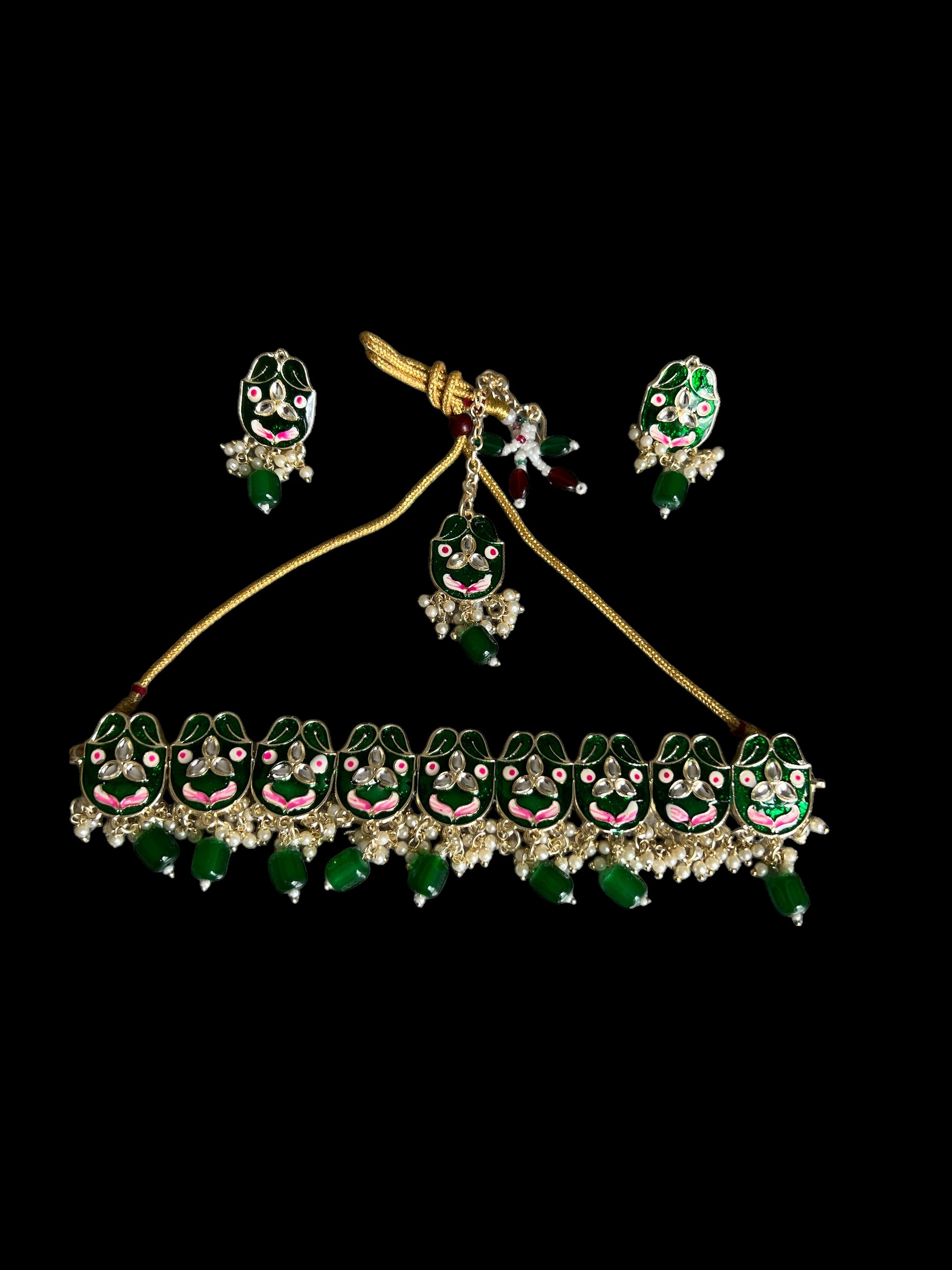 Green & Pink Necklace Set – Vibrant Grace with a Royal Touch